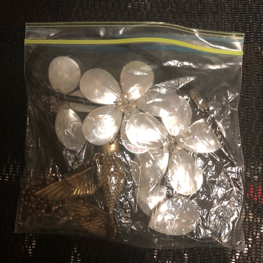 2 Broken Designer Necklaces that are Repairable- 528 $18 or $15 w/offer